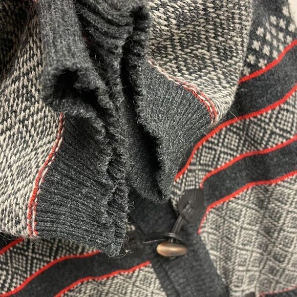 SPLENDID Cotton Angora Nordic Fair Isle Toggle Cardigan Sweater Grey Red M - Picture 7 of 8